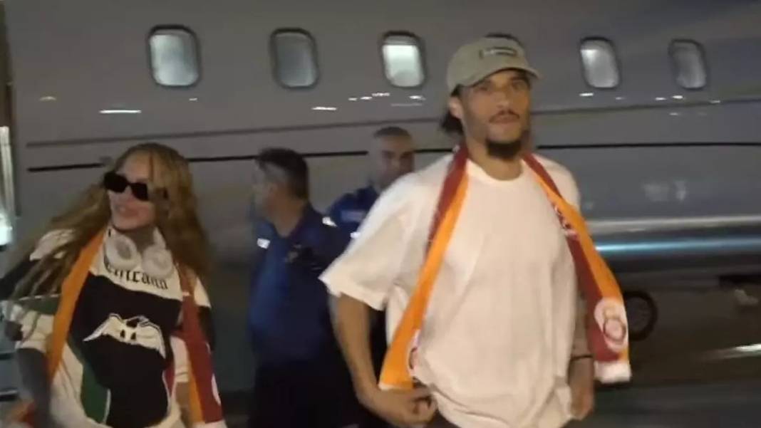 Leroy Sane Bayern'e geri dönüyor: Yine formasını giyecek 9